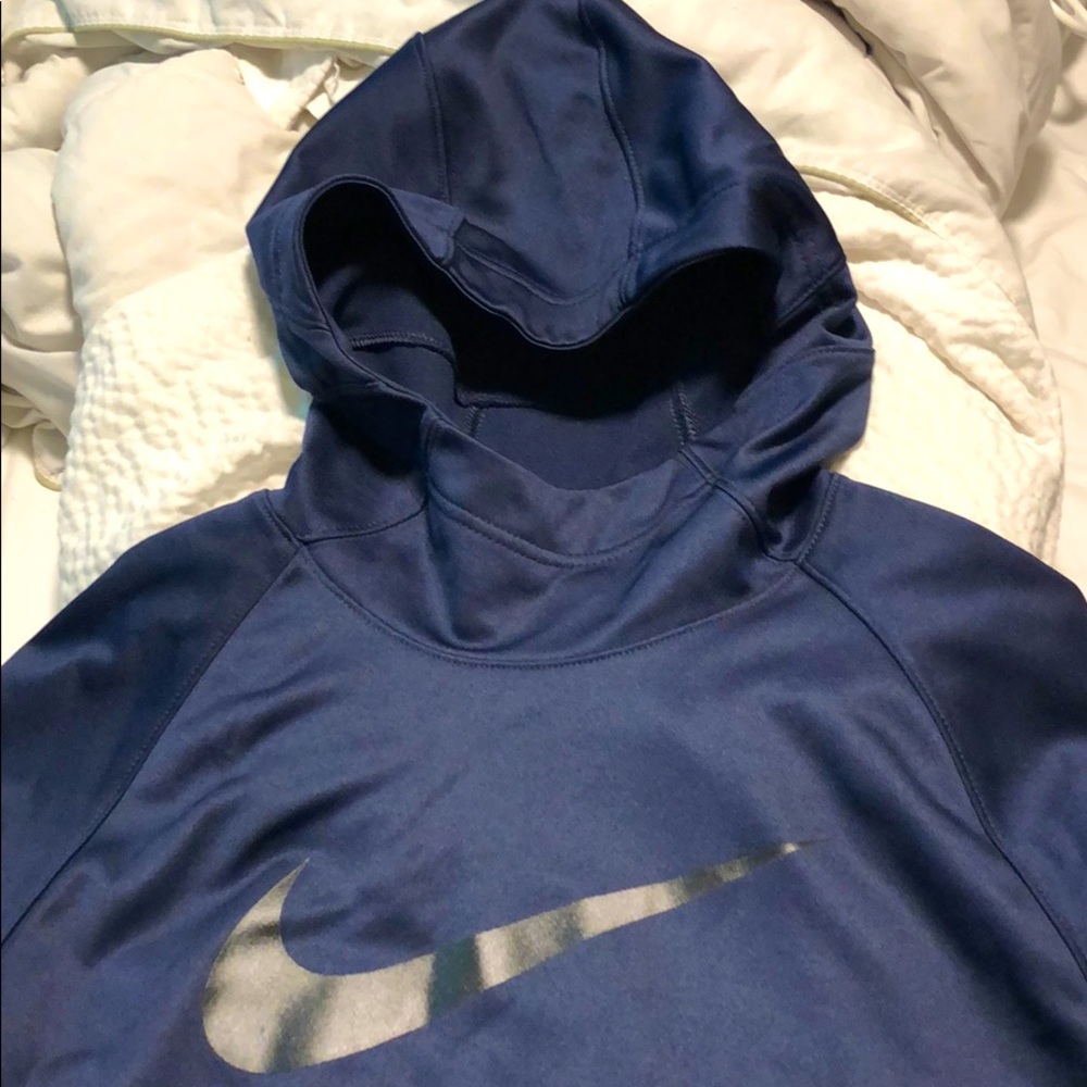 Nwot Nike pullover navy blue